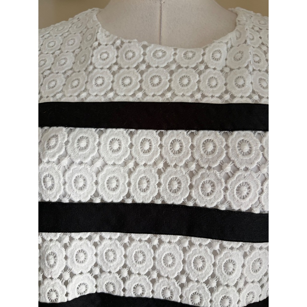 English Factory White Eyelet Lace Black Striped Short Sleeve Shift Dress Medium - Picture 6 of 9